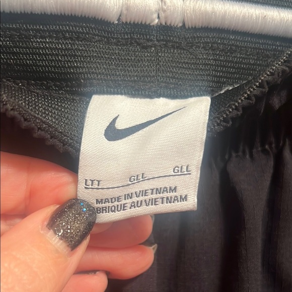 Nike Black Track Pants - Picture 3 of 8